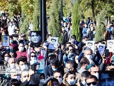 ویدئو/ مراسم خاکسپاری استاد شجریان در توس 