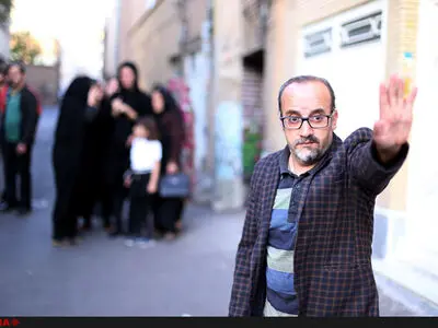 در زیر نقاب‌هایمان چه چیزی نهفته/برای محبوبیت؛ باید بیشتر دروغ گفت