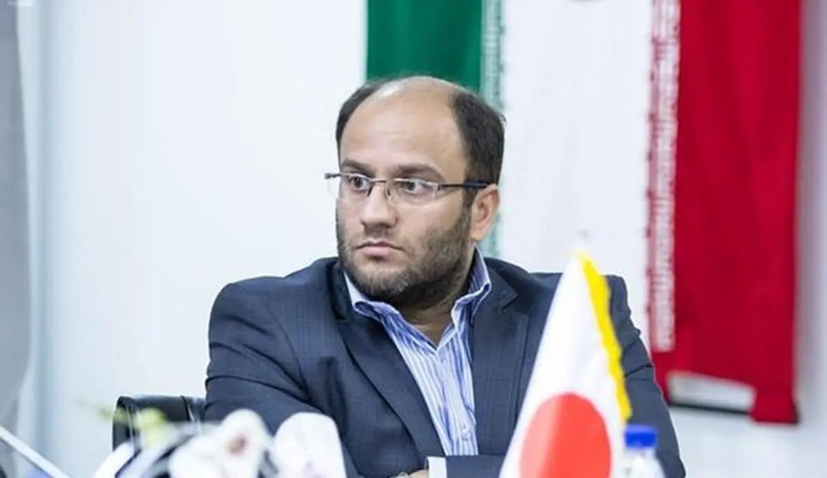 مافیای بنزین و خریداران ‌خودروسازی مخالف خودروی خارجی هستند / دولت اعلام کند واردات ممنوع است همه ما راحت شویم