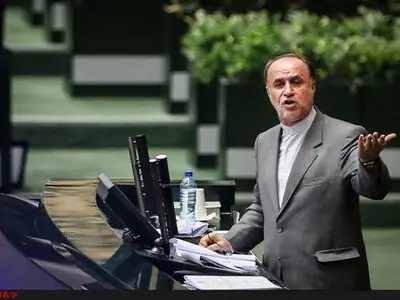 حاجی‌بابایی خواستار حل مشکل آب، برق و گاز مدارس شد