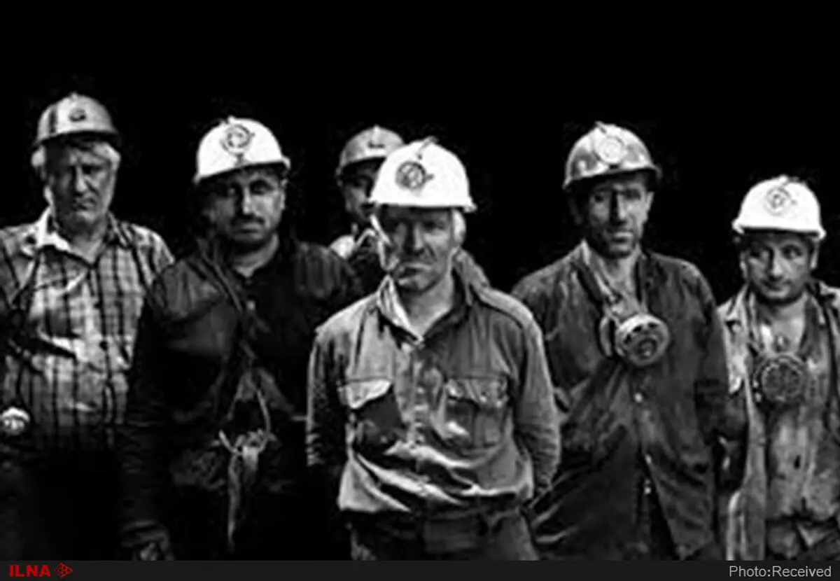 سایه‌ سنگین تابلوی صرافی‌ها بر زندگی طبقه‌ کارگر/ آیا اوضاع تغییر می‌کند؟