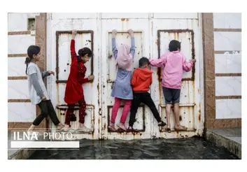 سرازیری فاضلاب به منازل مسکونی در اهواز، کارون و حمیدیه/ هیچ اقدامی برای ساماندهی آب‌های سطحی انجام نشده است