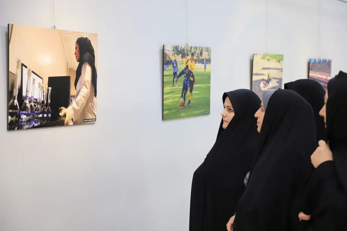 نمایشگاه عکس « زنان در قاب تصویر» در نگارخانه حوزه هنری آذربایجان غربی افتتاح شد 