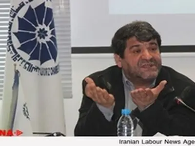 دولت بجای کمک مستقیم مالی، کالای ایرانی به کشورهای نیازمند ارسال کند