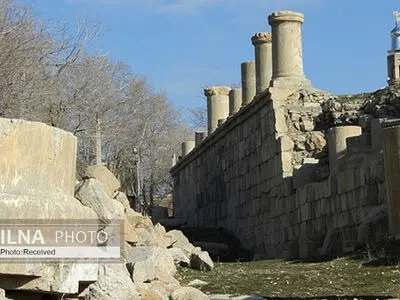 حضور باستان‌شناسان ایتالیایی در ایران منتفی شد/ نمایشگاه اشیای باستانی معبد آناهیتا و قصر شیرین در خارج از کشور 
