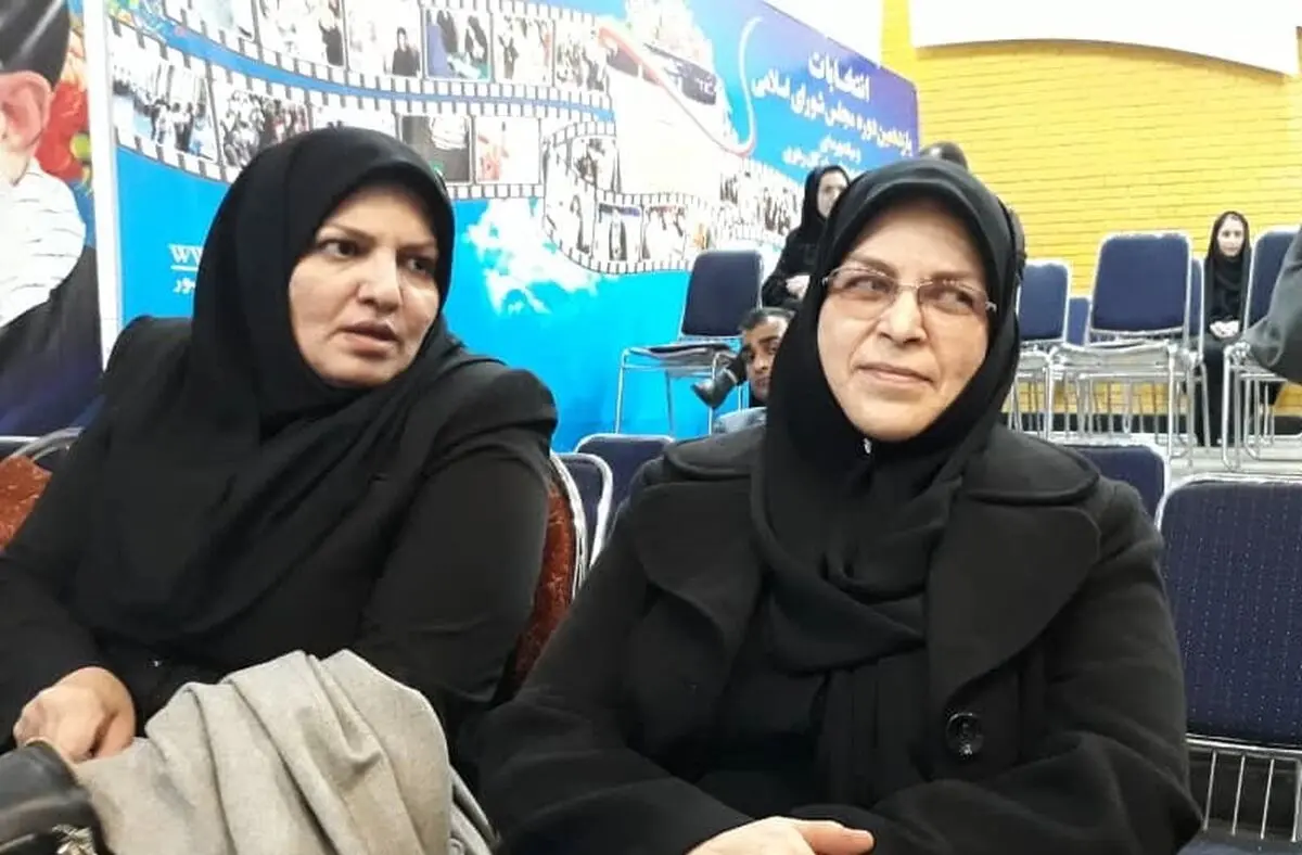 آذر منصوری داوطلب انتخابات مجلس یازدهم شد