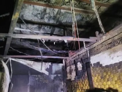نجات ۴ کارگر گرفتار در آتش 