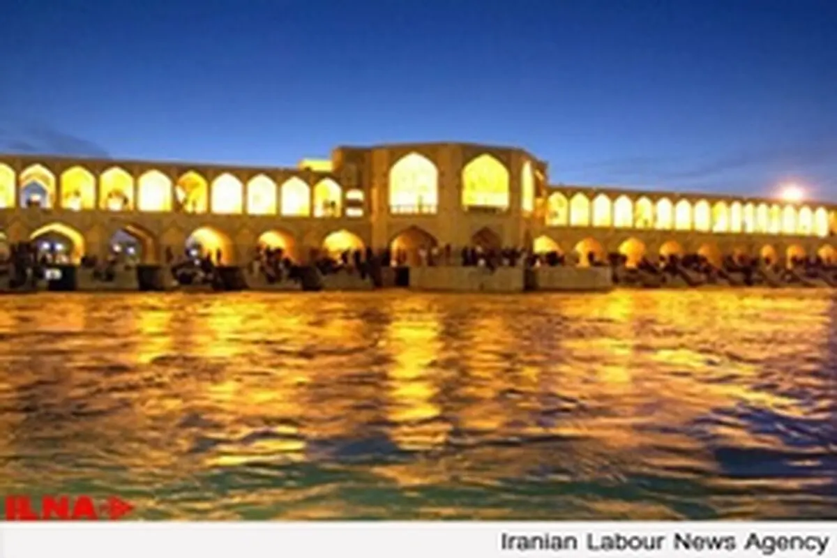 احیا دائمی زاینده‌رود تا زمان فعالیت کارخانه فولاد ممکن نیست