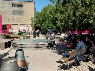 برگزاری سومین جشنواره گلاب‌گیری در خوی
