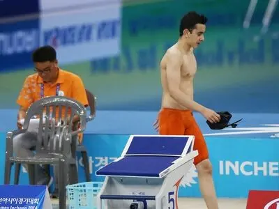 تنها نماینده شنای ایران راهی سنگاپور شد/ آریا فردا به آب می‌زند