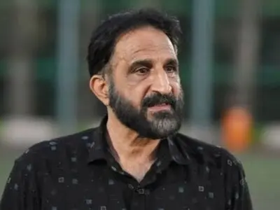 آقایان در حدی نیستند که حتی اسم استقلال را بیاورند!