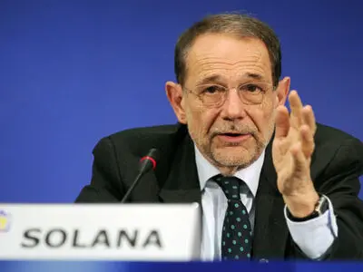 تحریم ظریف یک اشتباه بزرگ است