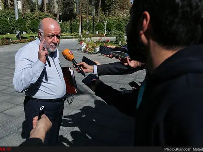 حداکثر کار را برای استقبال از بورس نفت انجام دادیم/ از پیشنهادات استقبال می‌کنیم