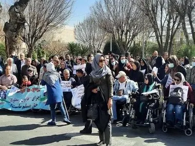 نامه‌ی افراد دارای معلولیت به رئیس مجلس: پیگیری‌ها برای اجرای قانون به نتیجه نرسیده است