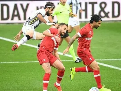 برتری شارلوا در شب درخشش قلی زاده و نیمکت نشینی بیرانوند