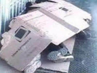 واکنش بهزیستی به مرگ کودک کارتن‌خواب زیر چرخ نیسان 