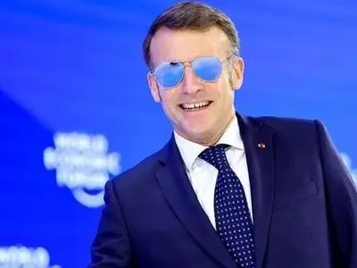 پاریس به تمسخر ماکرون توسط ترامپ واکنش نشان داد