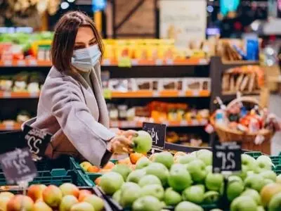 نکات واجب این روزها برای خرید میوه و مواد غذایی
