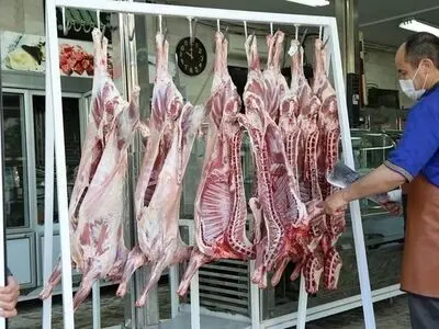 تاثیر منفی عرضه گوشت وارداتی بر صنف قصابی/​ اعلام قیمت انواع گوشت قرمز داخلی 

