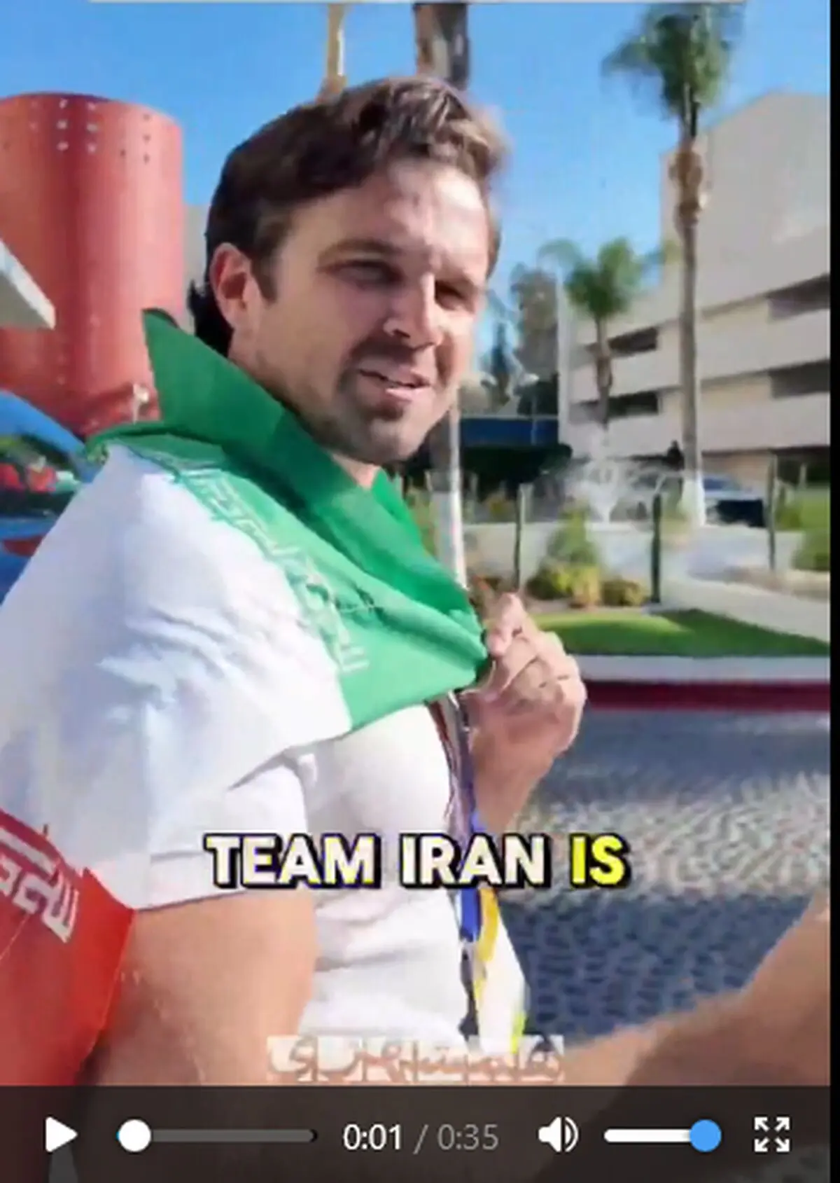 اینفلوئنسر آمریکایی با پرچم ایران بر دوش! + فیلم