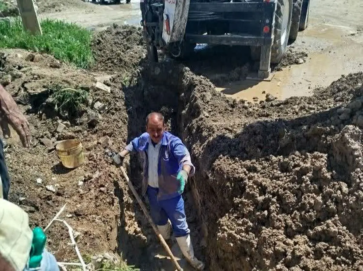 رفع شکستگی خط پمپاژ و شبکه توزیع آب روستای دهنو علیای نهاوند