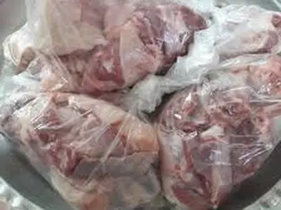  چهارهزار خانواده نیازمند بام ایران بسته های پروتینی دریافت کردند