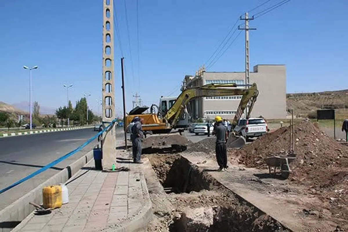 اجرای ۳۵۰ متر خط انتقال فاضلاب در شهرستان خوی