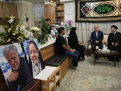 ابوترابی‌فرد و اوحدی با خانواده شهدای هسته‌ای دیدار کردند