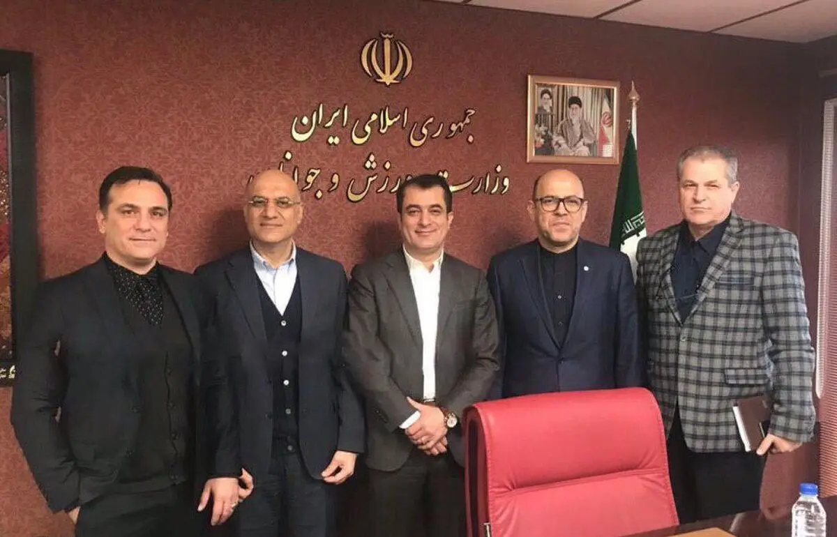 این مدیران را از کجا پیدا می‌کنی آقای سلطانی فر؟ (گزارش)