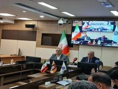 عرضه کالاهای ایرانی در سکوی آنلاین چینی/ ارتباط ریلی ایران و چین در دستور کار است 