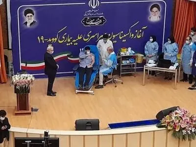 إنطلاق المرحلة الأولى لحملة التطعیم ضد فیروس کورونا فی ایران