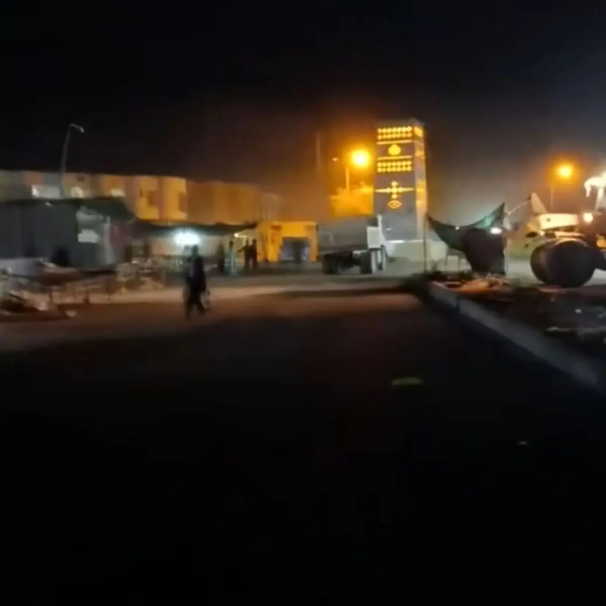 برخورد با دستفروشان میوه در سراوان/ اینجا شغل نیست!