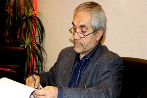 طاهری: پول پرسپولیس هزینه می‌شود نه سرمایه‌گذاری!(ویدیو)