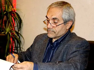 طاهری: پول پرسپولیس هزینه می‌شود نه سرمایه‌گذاری!(ویدیو)