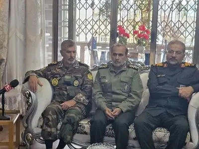 دیدار فرماندهان نیروهای مسلح با خانواده شهید ارتشی