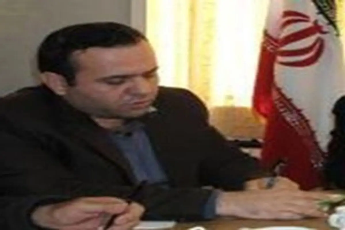 ۱۰۰ میلیون ریال کتاب به کتابخانه‌های عمومی هریس اهداء شد