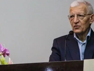  مهدی ماحوزی استاد برجسته زبان و ادبیات فارسی درگذشت