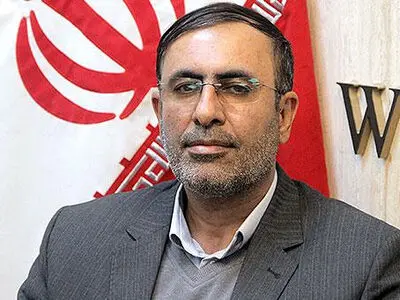 تیم اقتصادی دولت از بکارگیری سیاست‌های بدون نتیجه کنترلی گذشته اجتناب کند
