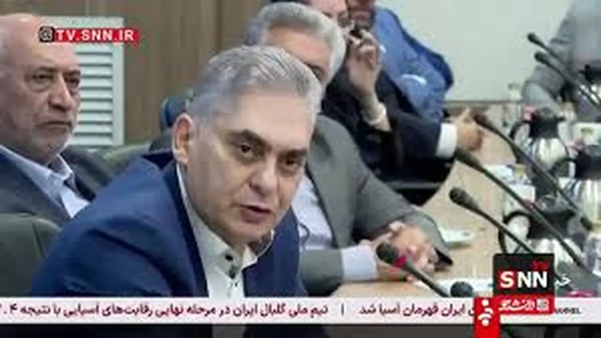 عضو اتاق بازرگانی خطاب به پزشکیان: برطرف کردن تحریم‌های داخلی با شما، دور زدن تحریم‌های خارجی با ما+فیلم