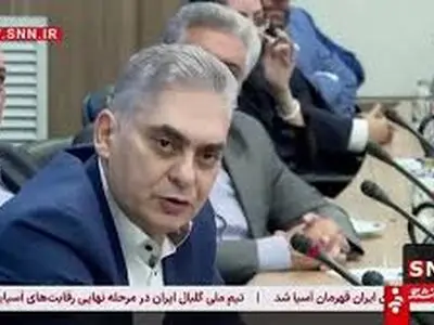عضو اتاق بازرگانی خطاب به پزشکیان: برطرف کردن تحریم‌های داخلی با شما، دور زدن تحریم‌های خارجی با ما+فیلم