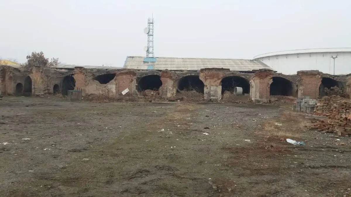 مرمت کاروانسرای نفت ارومیه آغاز شد