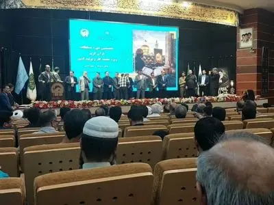 کارگران البرز در مسابقات کشوری قرآن جامعه کار و تولید دو مقام نخست کسب کردند