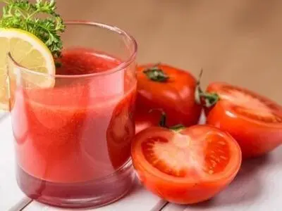 خوردن گوجه فرنگی باعث ابتلا به نقرس می‌شود؟/ ماده غذایی کم پورین یا محرک نقرس؟/ تحقیقات چه می‌گویند؟