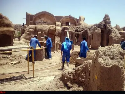 مطالبات سه ماهه کارگران ارگ قدیم بم یکجا پرداخت شد