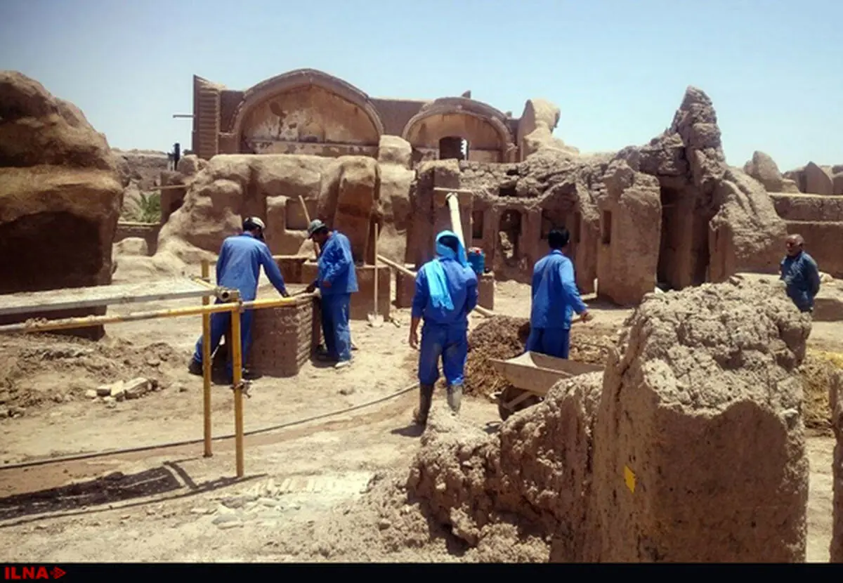 مطالبات سه ماهه کارگران ارگ قدیم بم یکجا پرداخت شد