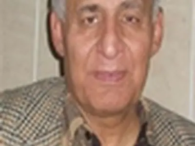 تجلیل از دکتر علی اکبر فرهنگی در نمایشگاه مطبوعات