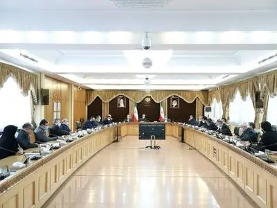 شاهد تاثیرگذاری عوامل روانی منفی روی بازار هستیم/ تسریع در تامین واکسن گویای آینده‌ای بهتر است