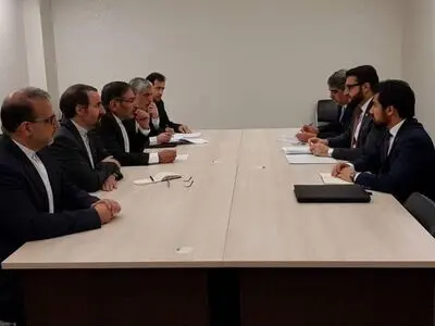 شمخانی با مشاور امنیت ملی رئیس‌جمهور افغانستان دیدار کرد