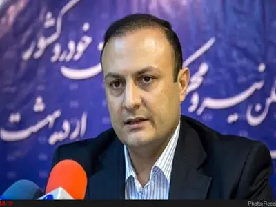 صنعت خودرو سیاسی شده است/ برخی مدیران قطعه‌سازی به دلیل بدهی، اموالشان در حال توقیف است/ نمی‌خواهیم وارد بازی‌های سیاسی شویم/ به دنبال حفظ آبروی‌مان هستیم