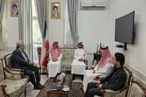 پیگیری آزادی محمد خزائی در ملاقات با سفیر عربستان سعودی در تهران